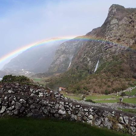 Casas Da Cascata Villa Lajes das Flores Bagian luar foto