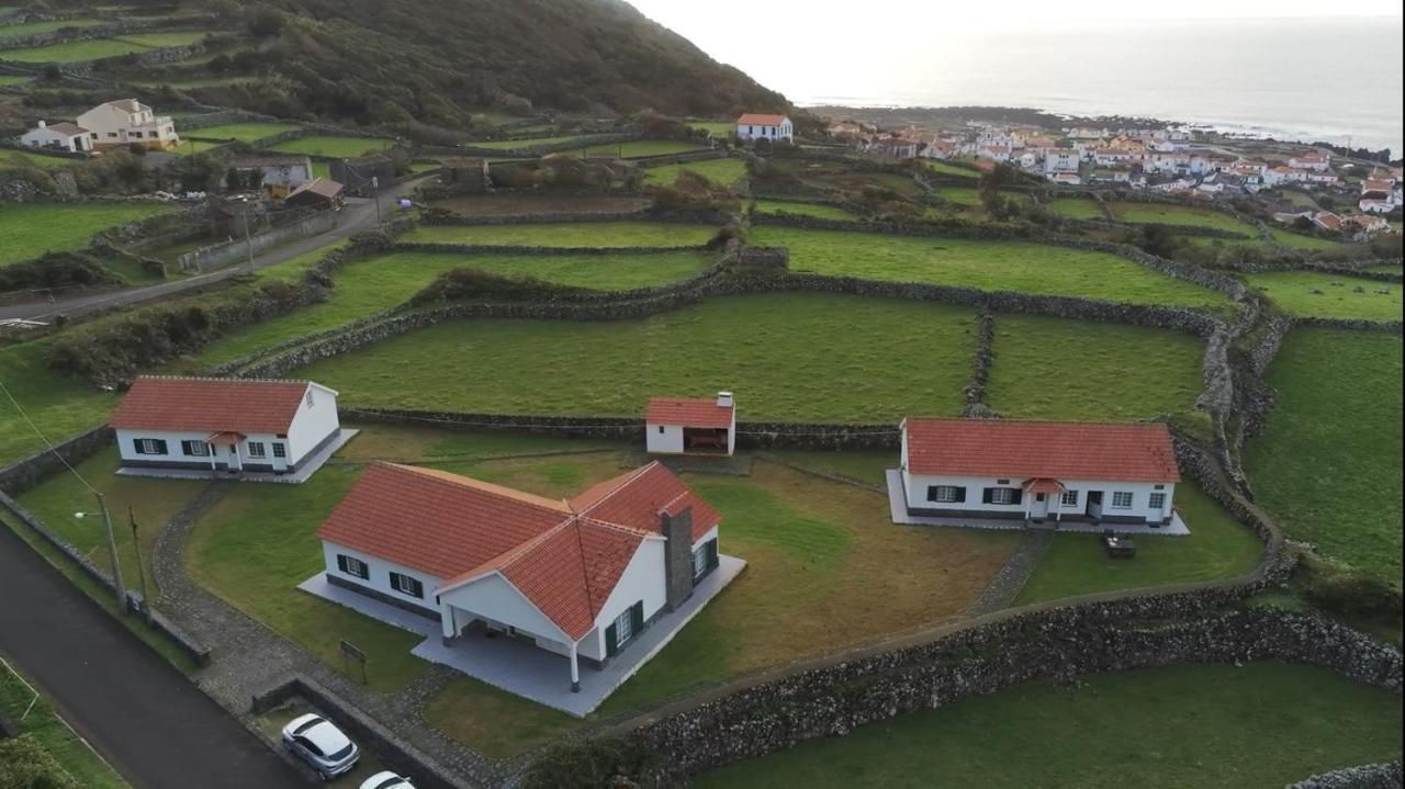 Casas Da Cascata Villa Lajes das Flores Bagian luar foto